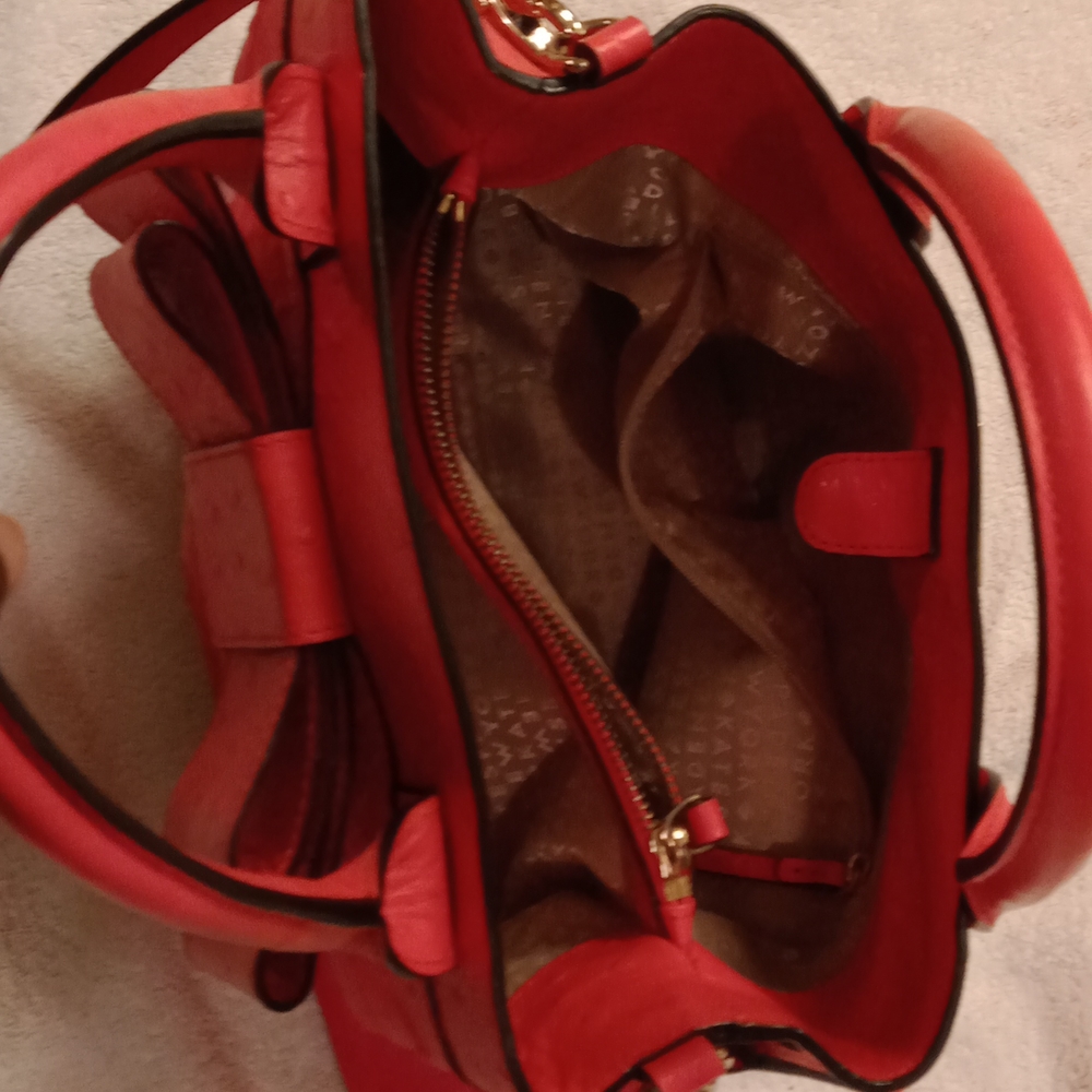 Kate Spade  with adjustable detachable handbag bow on front - Picture 10 of 16